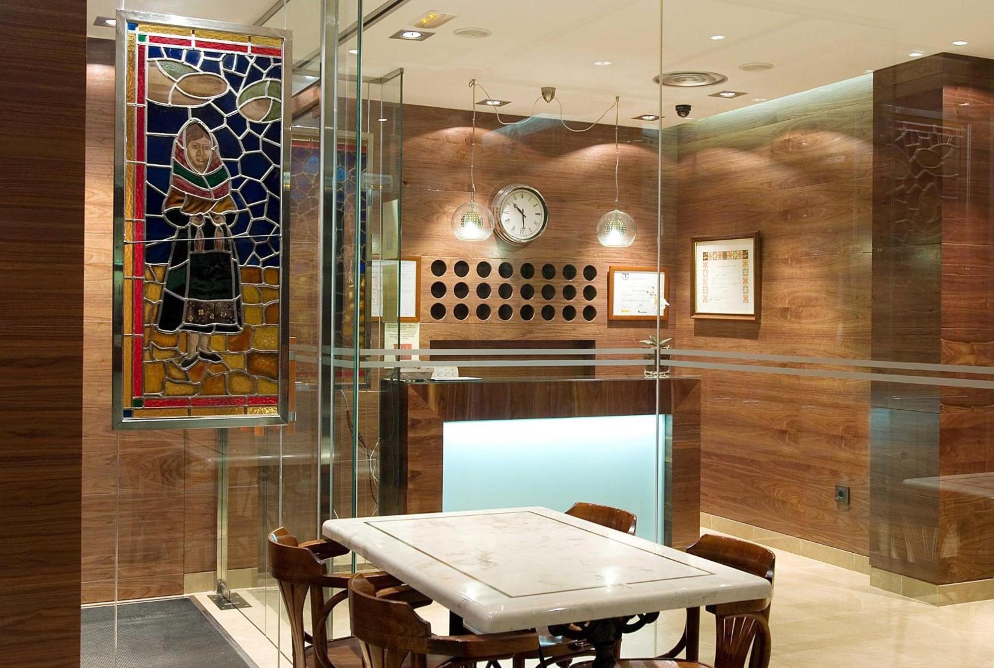 Hotel Restaurante La Peseta Astorga Bagian luar foto