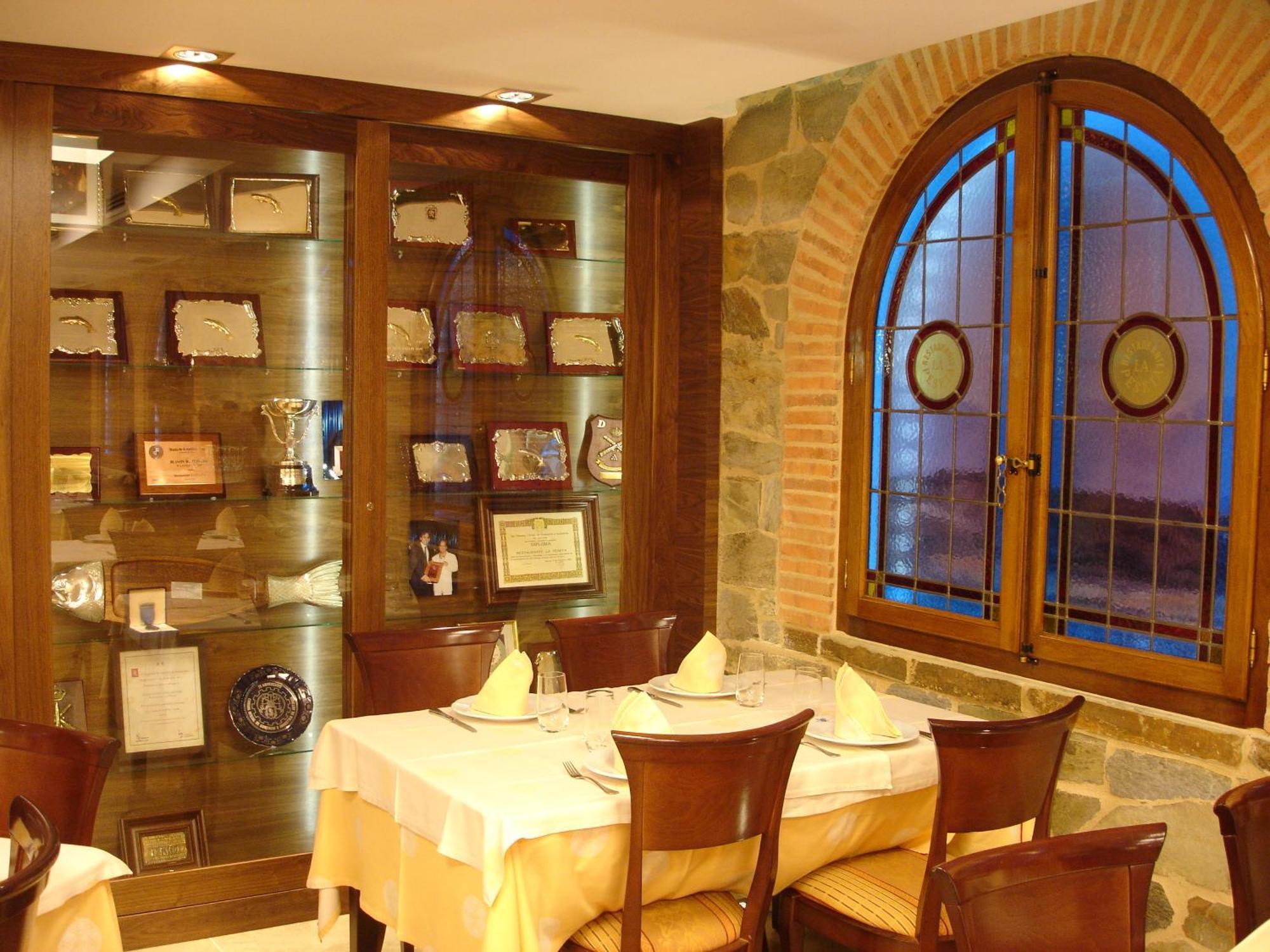 Hotel Restaurante La Peseta Astorga Bagian luar foto