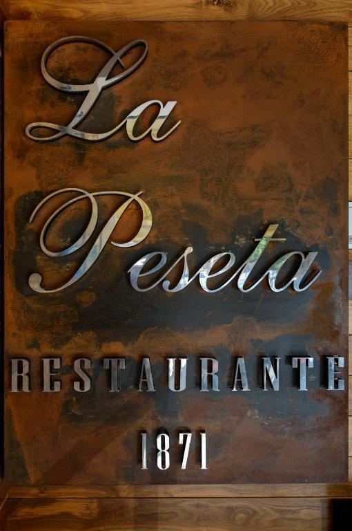 Hotel Restaurante La Peseta Astorga Bagian luar foto
